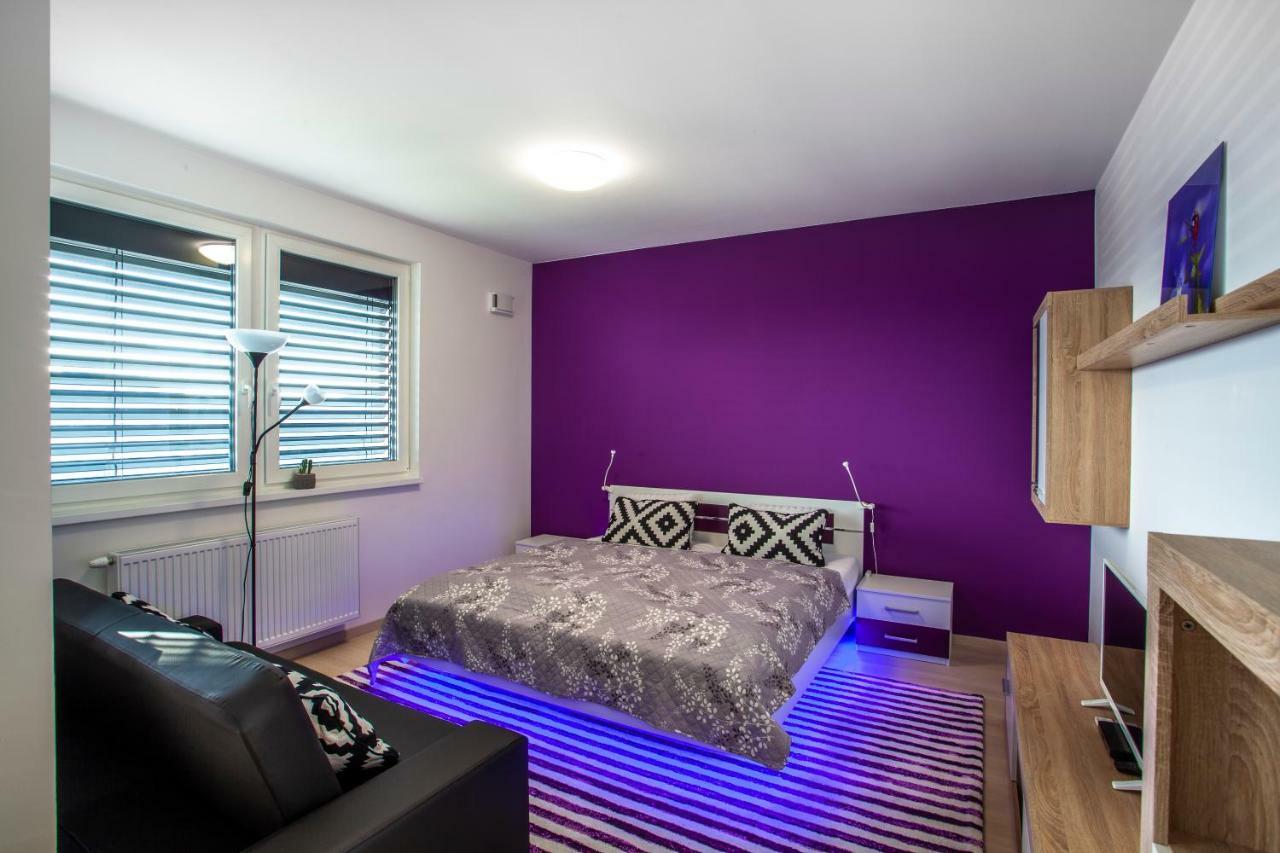Air-Conditioned City View Apartment 24H Check-In Pressburg Exterior foto