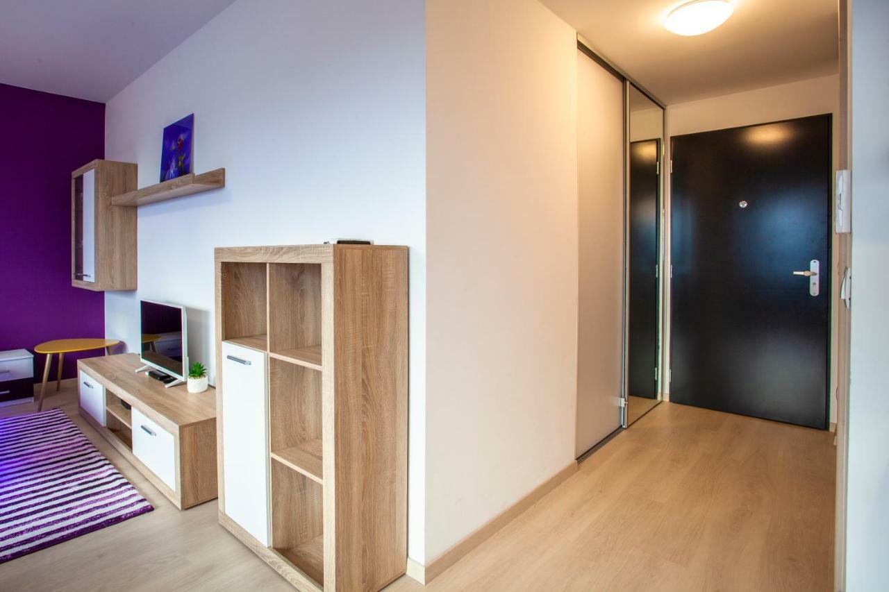Air-Conditioned City View Apartment 24H Check-In Pressburg Exterior foto