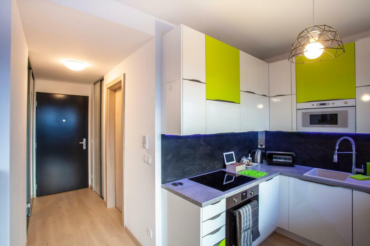 Air-Conditioned City View Apartment 24H Check-In Pressburg Exterior foto