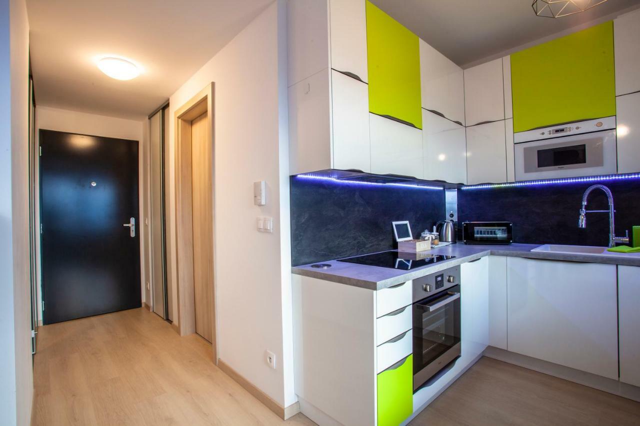 Air-Conditioned City View Apartment 24H Check-In Pressburg Exterior foto